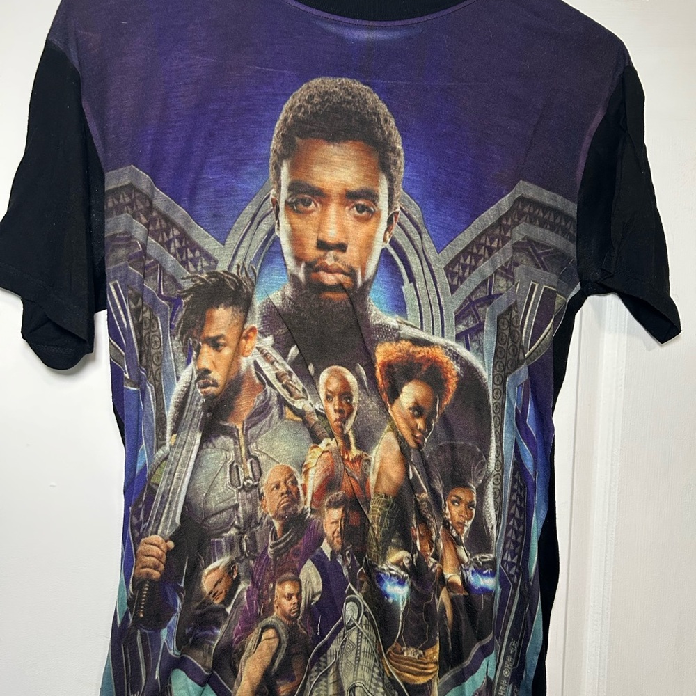 Bootleg Marvel Black Panther Wakanda Graphic T-Shirt